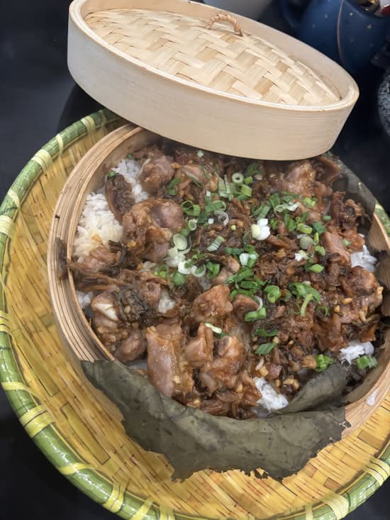 A8. Pork Cutlet Meatloaf on Lotus Leaf Rice (肉排梅菜荷葉飯)